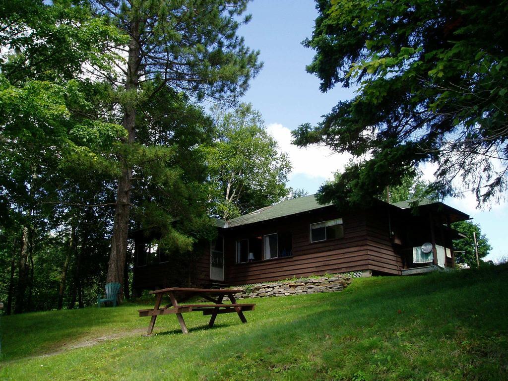 Bondi Village Cottage Resort Lake of Bays Extérieur photo